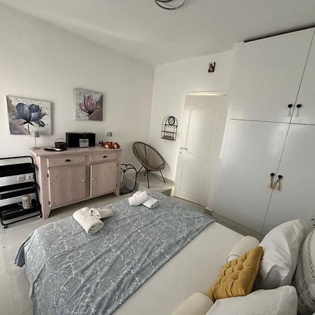 Litsa Villa Nea Iraklitsa Екстериор снимка