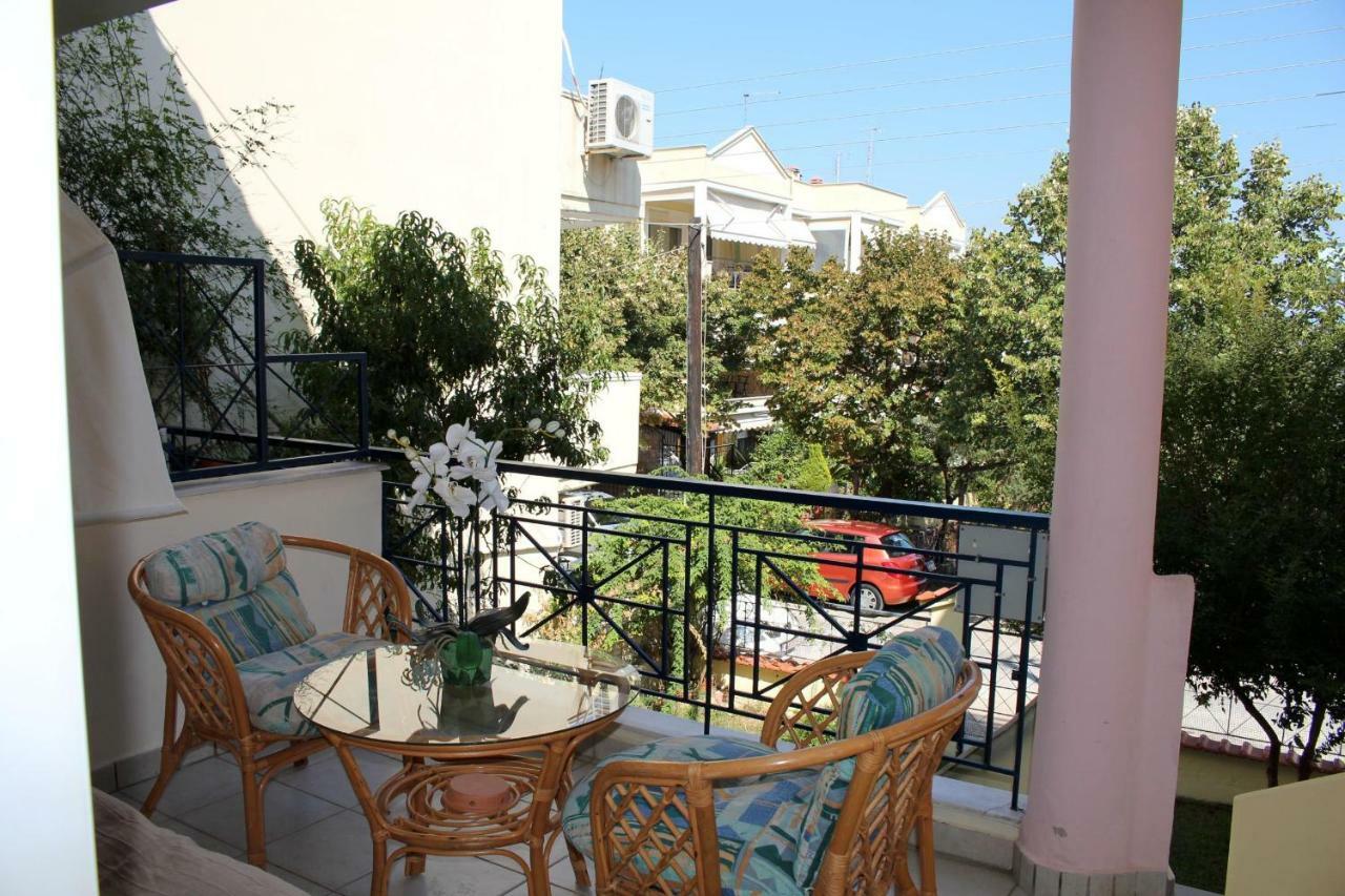 Litsa Villa Nea Iraklitsa Екстериор снимка